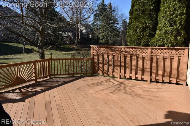 17389 Maple Hill Drive, Northville, MI 48168