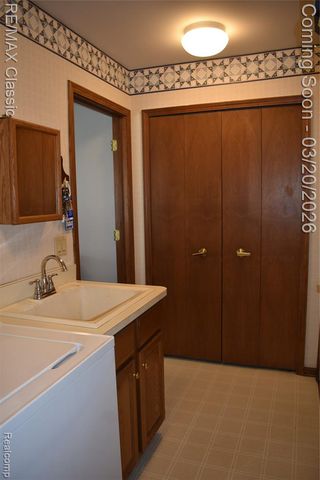 17389 Maple Hill Drive, Northville, MI 48168