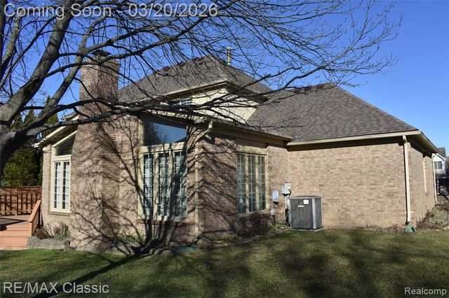 17389 Maple Hill Drive, Northville, MI 48168