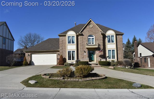 17389 Maple Hill Drive, Northville, MI 48168