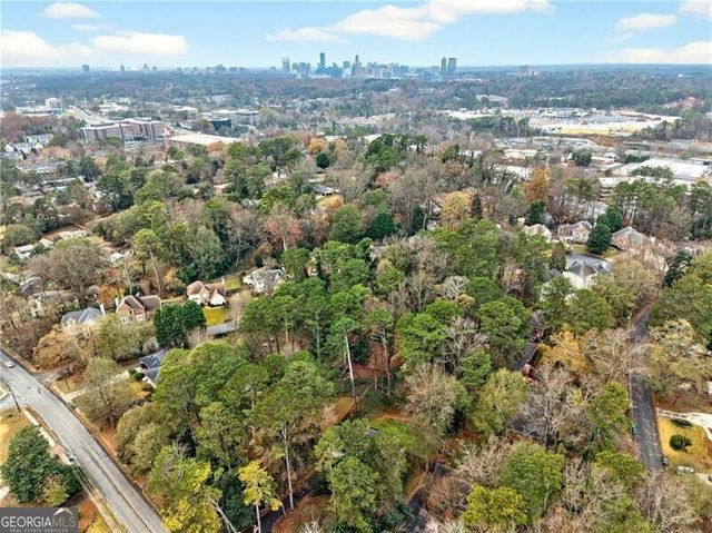 2920 Briarcliff Road NE, Atlanta, GA 30329