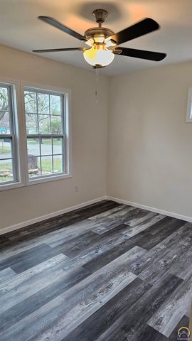 3449 SE Ohio AVE, Topeka, KS 66605