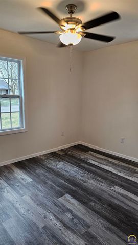 3449 SE Ohio AVE, Topeka, KS 66605