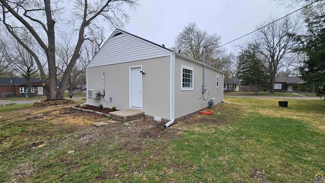 3449 SE Ohio AVE, Topeka, KS 66605