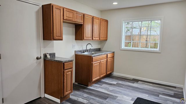 3449 SE Ohio AVE, Topeka, KS 66605