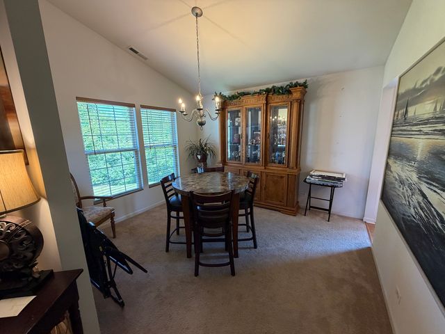 465 Metropolitan Street, Aurora, IL 60502