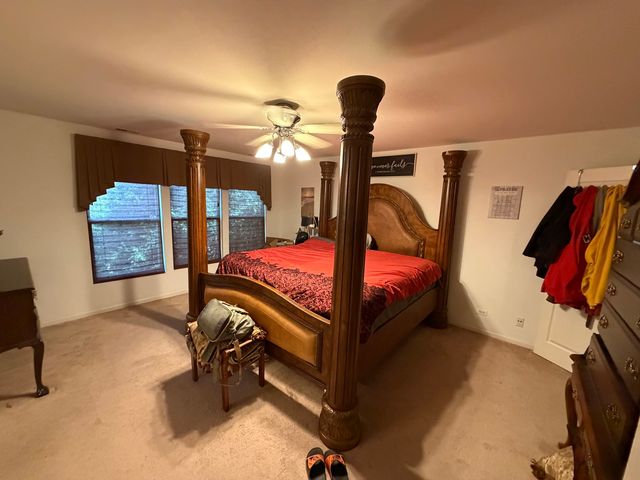 465 Metropolitan Street, Aurora, IL 60502