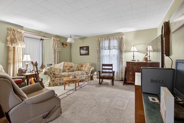 2013 Cooper Road, Jackson, MI 49202