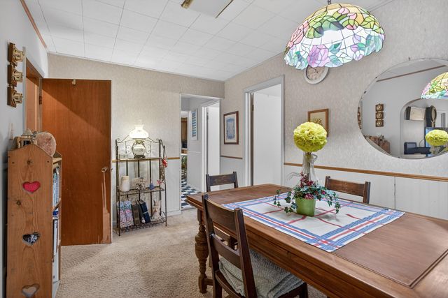 2013 Cooper Road, Jackson, MI 49202