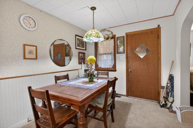 2013 Cooper Road, Jackson, MI 49202