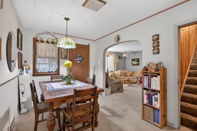 2013 Cooper Road, Jackson, MI 49202