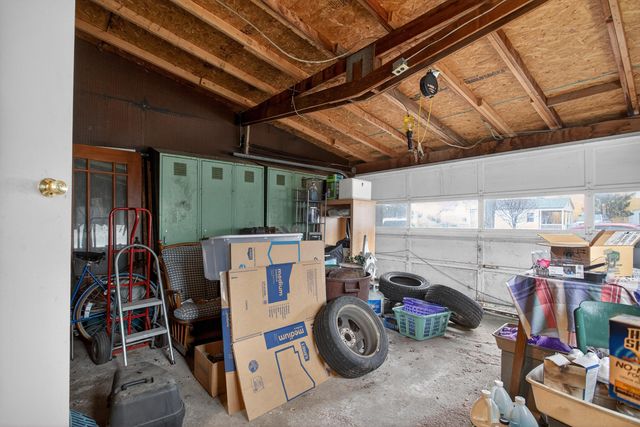 2013 Cooper Road, Jackson, MI 49202