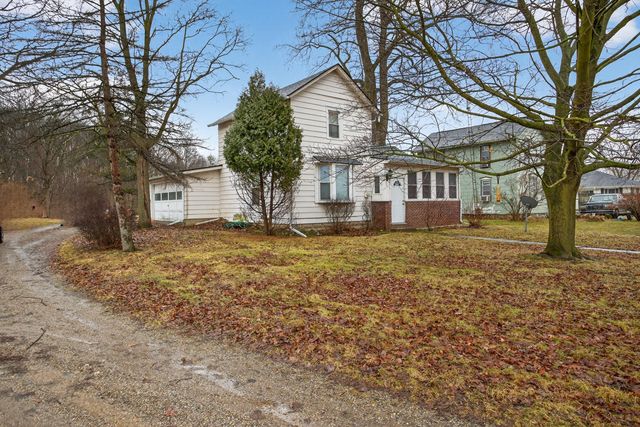 2013 Cooper Road, Jackson, MI 49202