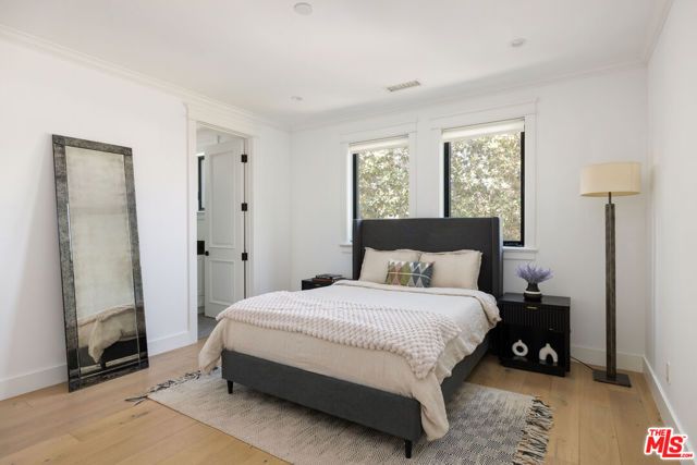 4104 Kraft Avenue, Los Angeles, CA 91604