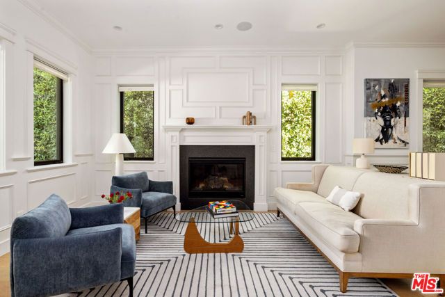 4104 Kraft Avenue, Los Angeles, CA 91604
