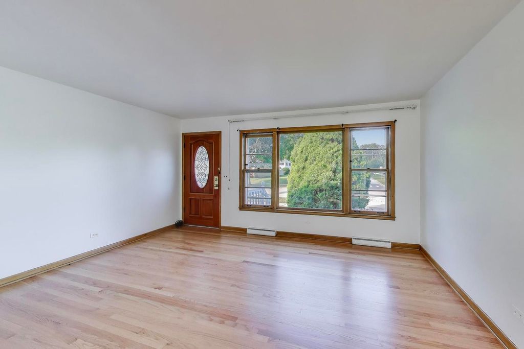901 S Can Dota Avenue, Mount Prospect, IL 60056 — photo 4