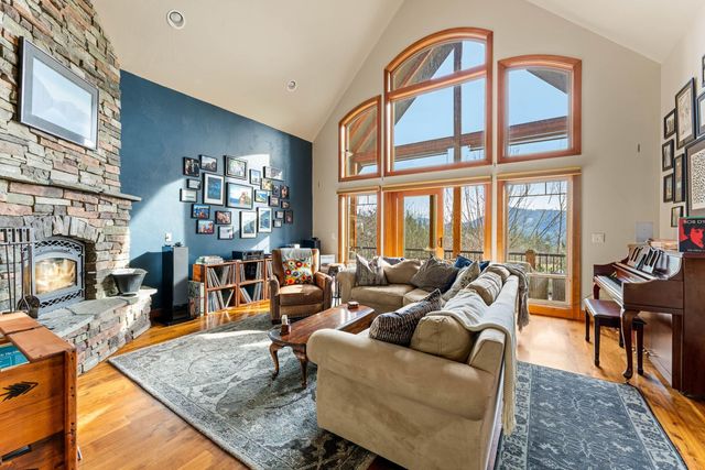 252 Frontier Lane, Grants Pass, OR 97526