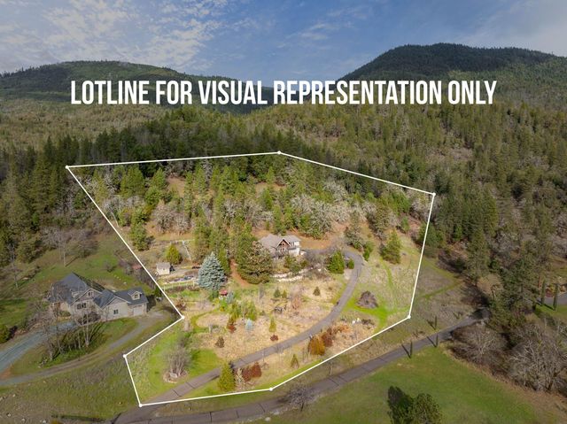 252 Frontier Lane, Grants Pass, OR 97526