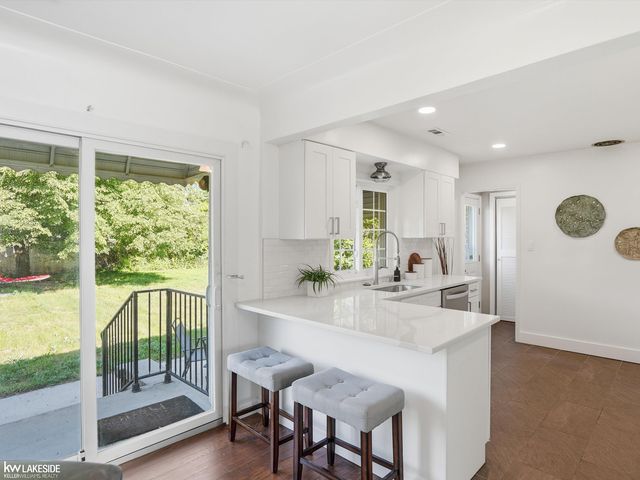 131 N CAMPBELL Road, Royal Oak, MI 48067