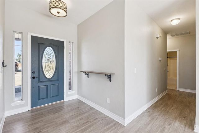 1605 Silver Oak Drive, Blanchard, OK 73010