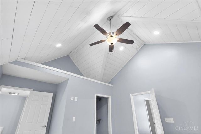 6325 Desmond St, Cincinnati, OH 45227