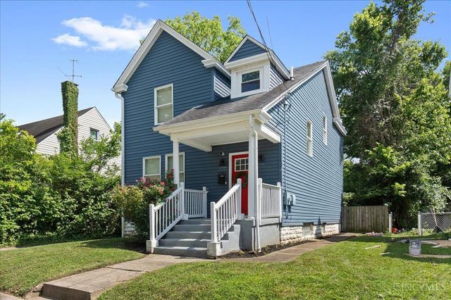 6325 Desmond St, Cincinnati, OH 45227