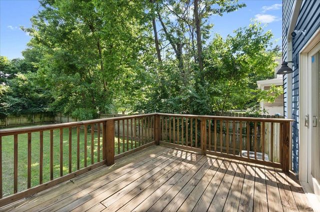 6325 Desmond St, Cincinnati, OH 45227