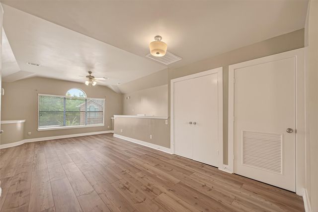 5941 South Loop E 104, Houston, TX 77033