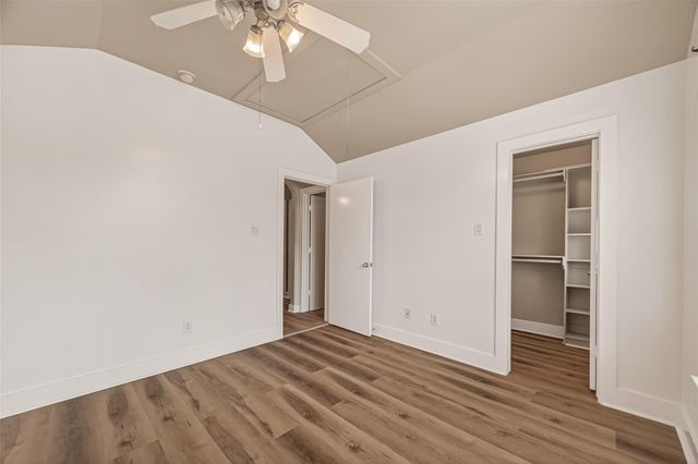 5941 South Loop E 104, Houston, TX 77033