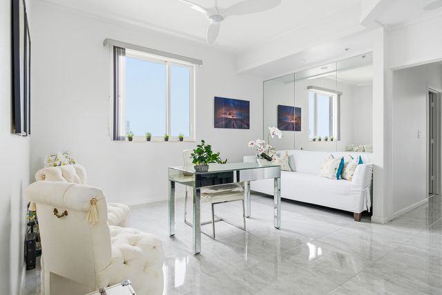 1551 N Flagler Drive Lph 11, West Palm Beach, FL 33401