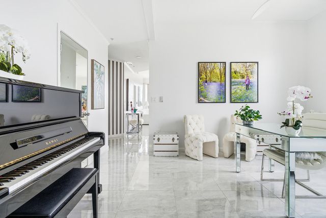 1551 N Flagler Drive Lph 11, West Palm Beach, FL 33401