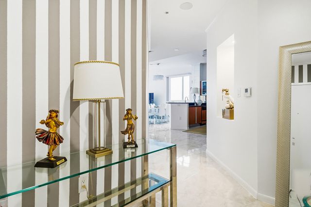 1551 N Flagler Drive Lph 11, West Palm Beach, FL 33401