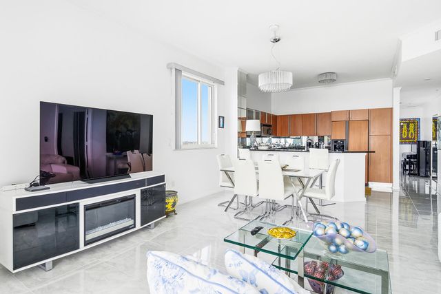 1551 N Flagler Drive Lph 11, West Palm Beach, FL 33401
