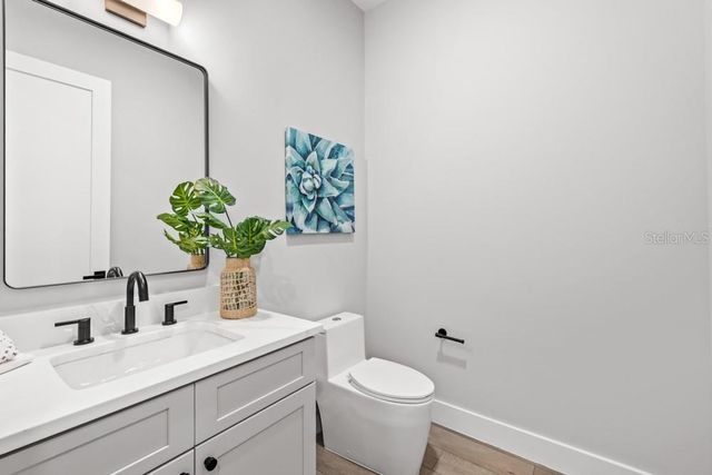 1812 E KALEY AVENUE, Orlando, FL 32806