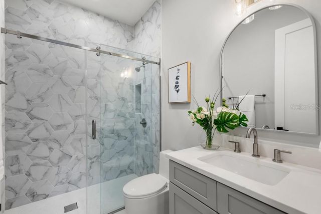 1812 E KALEY AVENUE, Orlando, FL 32806