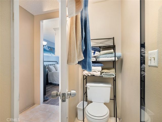 18053 Sundowner Way 626, Canyon Country, CA 91387