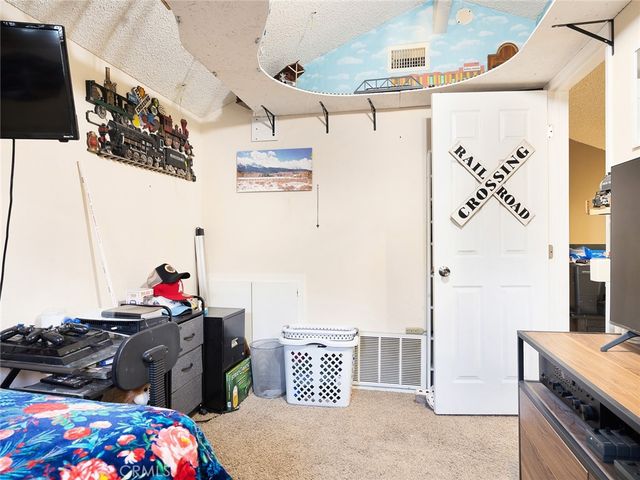 18053 Sundowner Way 626, Canyon Country, CA 91387