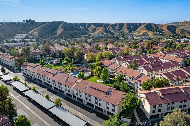 18053 Sundowner Way 626, Canyon Country, CA 91387
