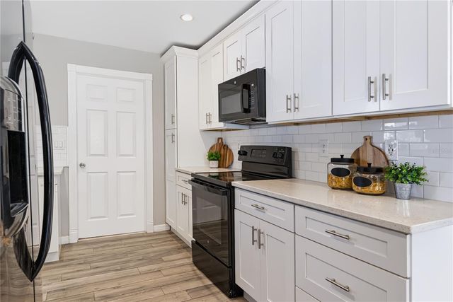 821 NOCTURNE DRIVE, Chuluota, FL 32766