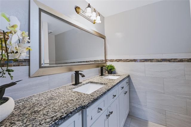 821 NOCTURNE DRIVE, Chuluota, FL 32766