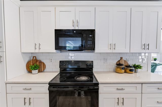821 NOCTURNE DRIVE, Chuluota, FL 32766