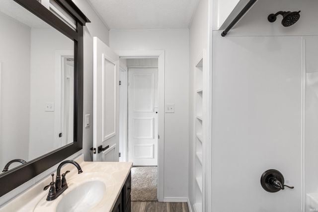 1804 E 19th Street, Muncie, IN 47302