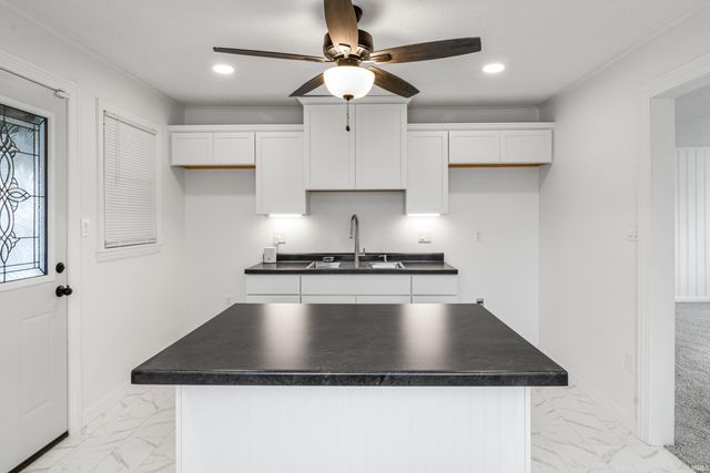 1804 E 19th Street, Muncie, IN 47302