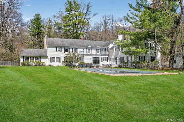 1862 Muttontown Road, Muttontown, NY 11791