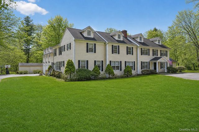 1862 Muttontown Road, Muttontown, NY 11791