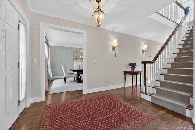 1862 Muttontown Road, Muttontown, NY 11791
