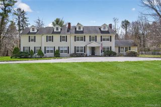 1862 Muttontown Road, Muttontown, NY 11791