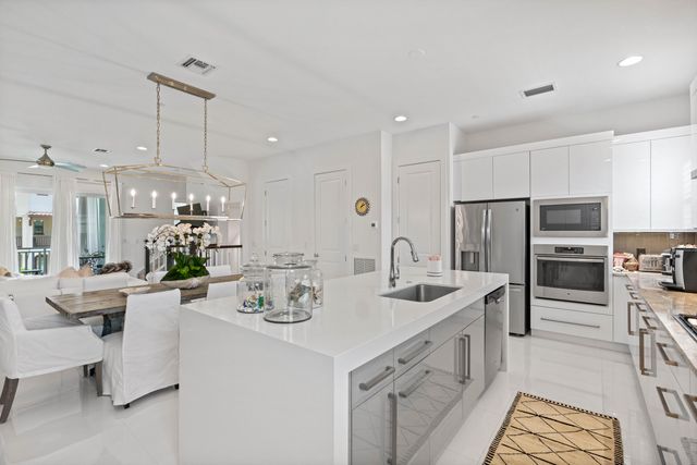 3024 Franklin Place, Palm Beach Gardens, FL 33418