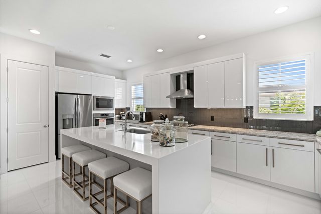 3024 Franklin Place, Palm Beach Gardens, FL 33418