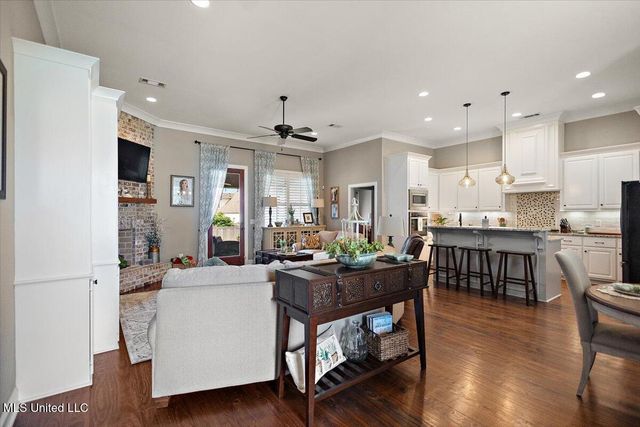 107 Sweetbriar Circle, Canton, MS 39046